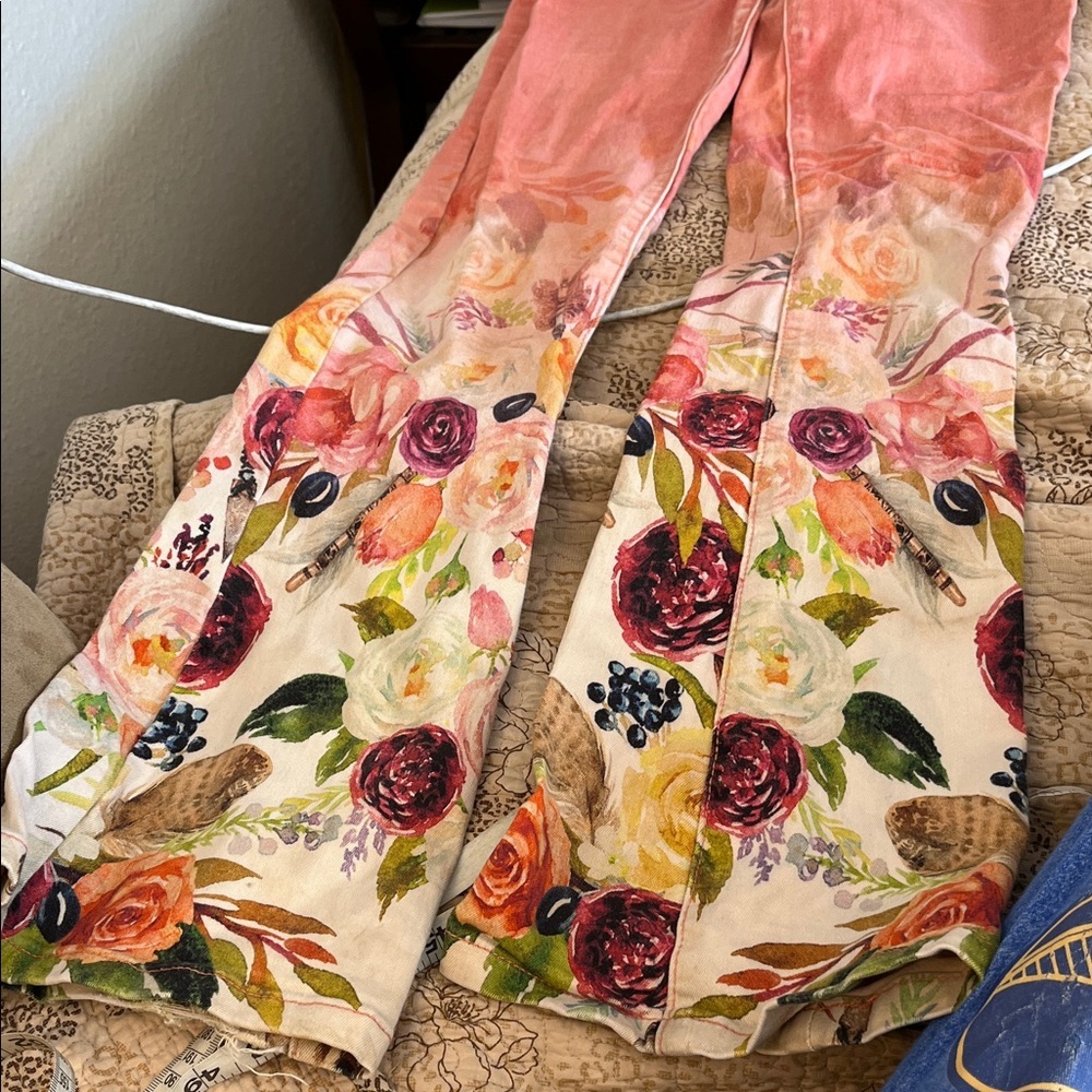 Ranch Dressn Youth  Coral Girls Floral Bell-Bottom Flare Jeans  Size 14 - Picture 3 of 5